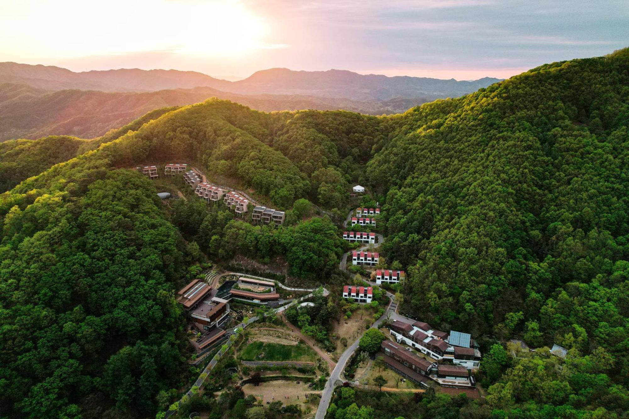 Healience Village Hongcshon Kültér fotó